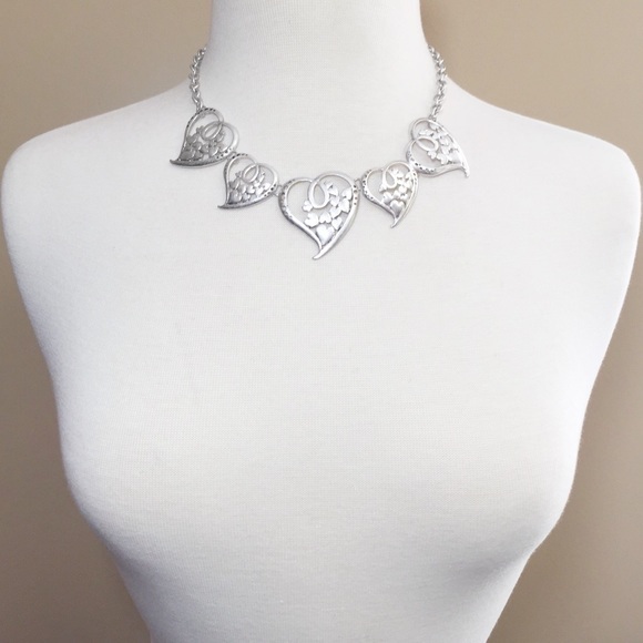 5 Filigree Hearts Silver Necklace Earrings Set - Picture 2 of 3